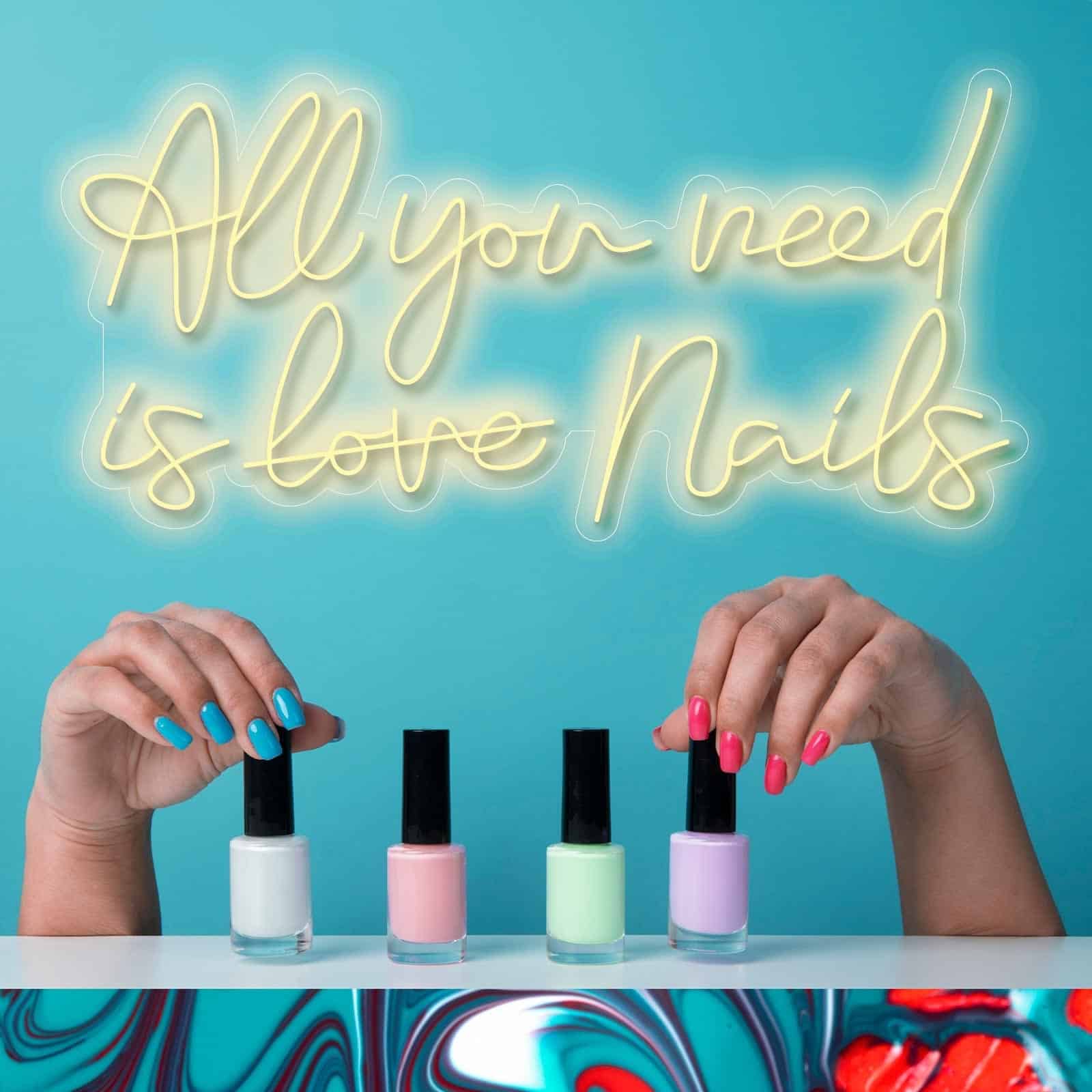 Tout ce dont vous avez besoin, ce sont des ongles d'amour - Miniature 1