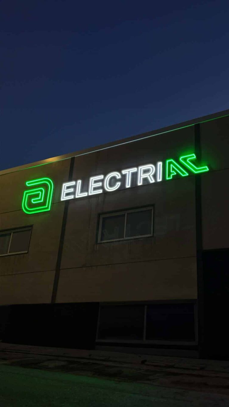 Enseigne néon LED « Electriac », fabriquée par Space Neon.